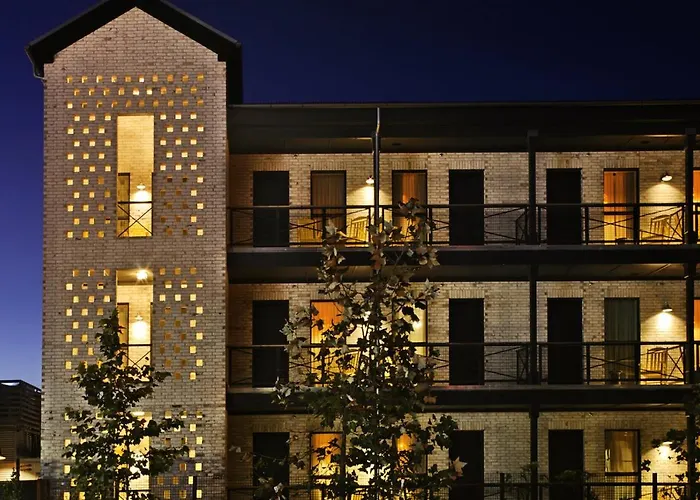 Cavalry Court, By Valencia Hotel Collection