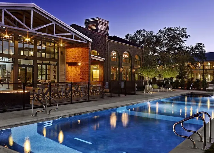 Cavalry Court, By Valencia Hotel Collection