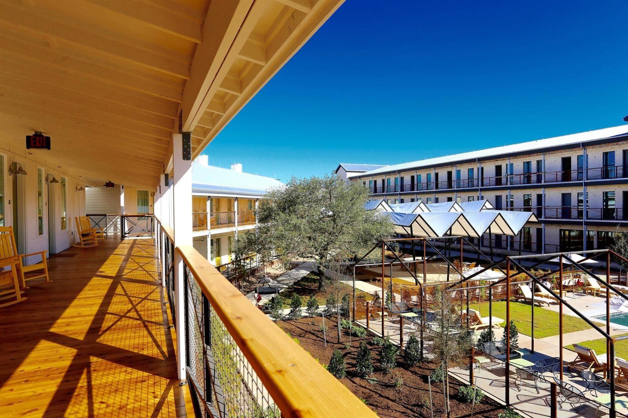Hotel Cavalry Court, By Valencia Collection 4*