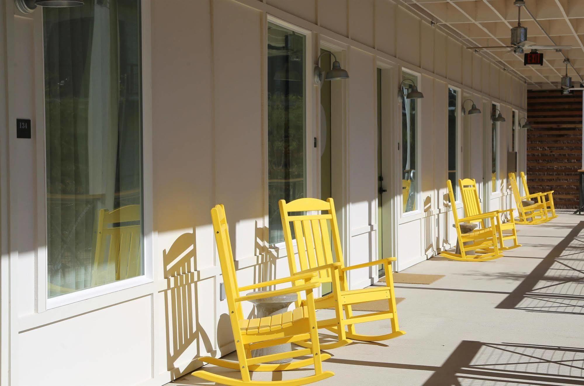 Cavalry Court, By Valencia Collection Hotel