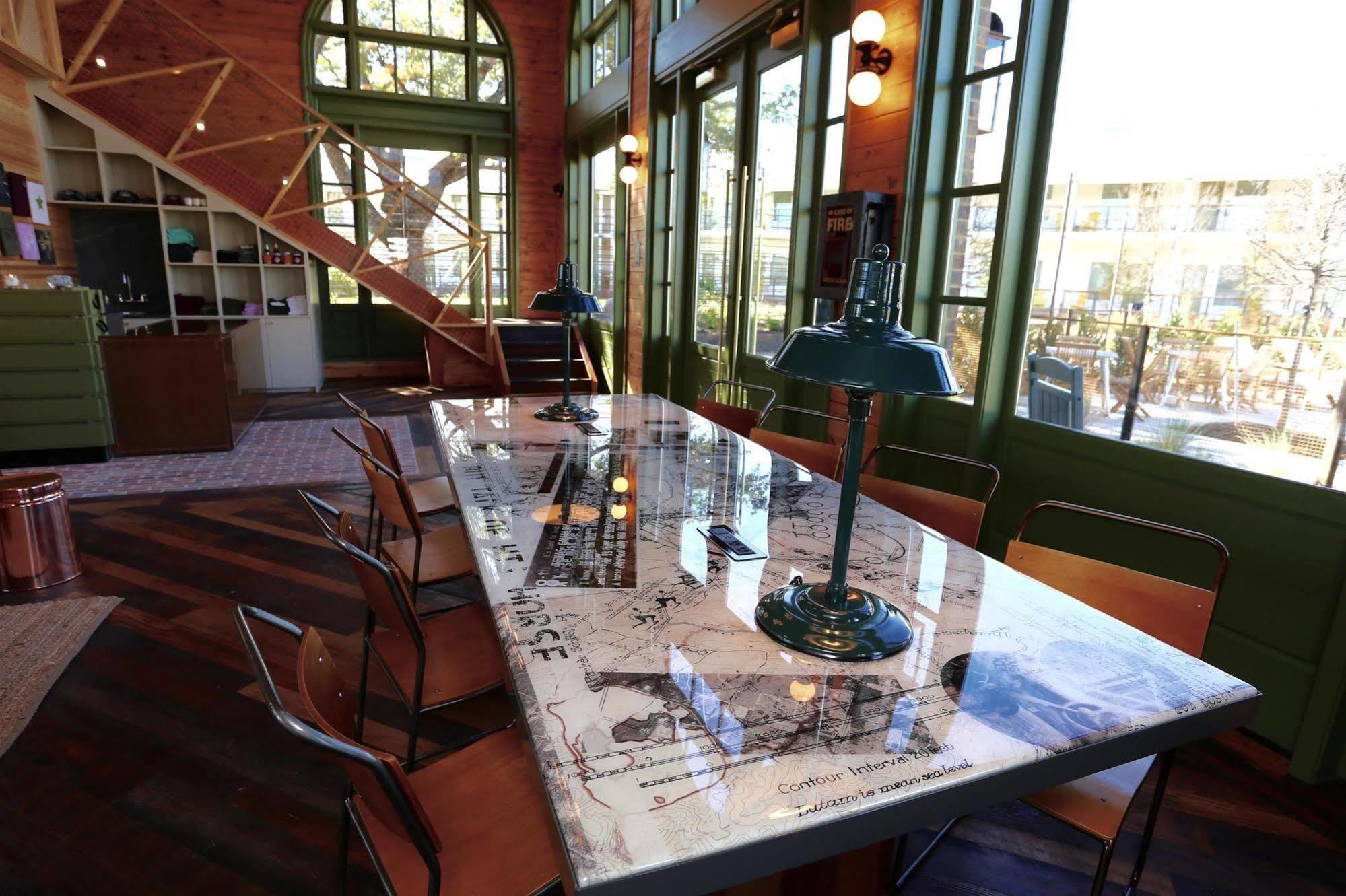 Cavalry Court, By Valencia Collection 4* College Station